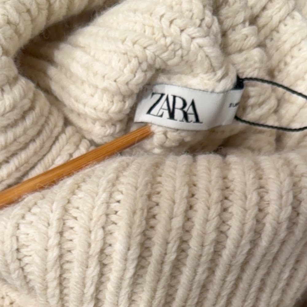 Zara NWT Cozy White Turtleneck Sweater with Side and Arm Buttons - Picture 15 of 16